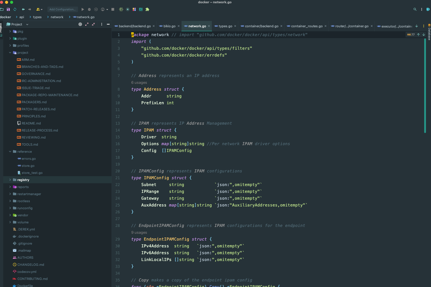 /goland%E5%AF%BC%E5%85%A5docker%E9%A1%B9%E7%9B%AE%E6%BA%90%E7%A0%81/img_1.png